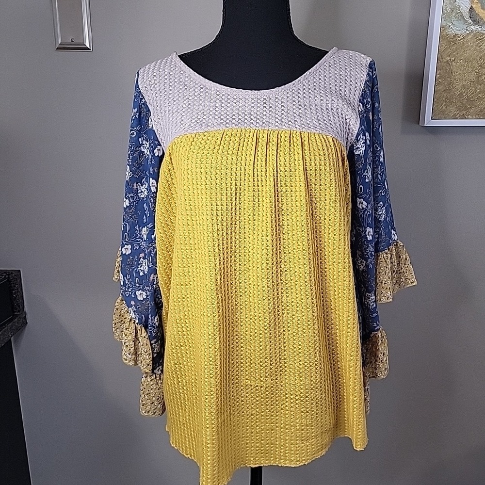 UMGEE Boho Top Floral Print‎ Flowy Sleeve Taupe Golden Yellow Shirt Size Small